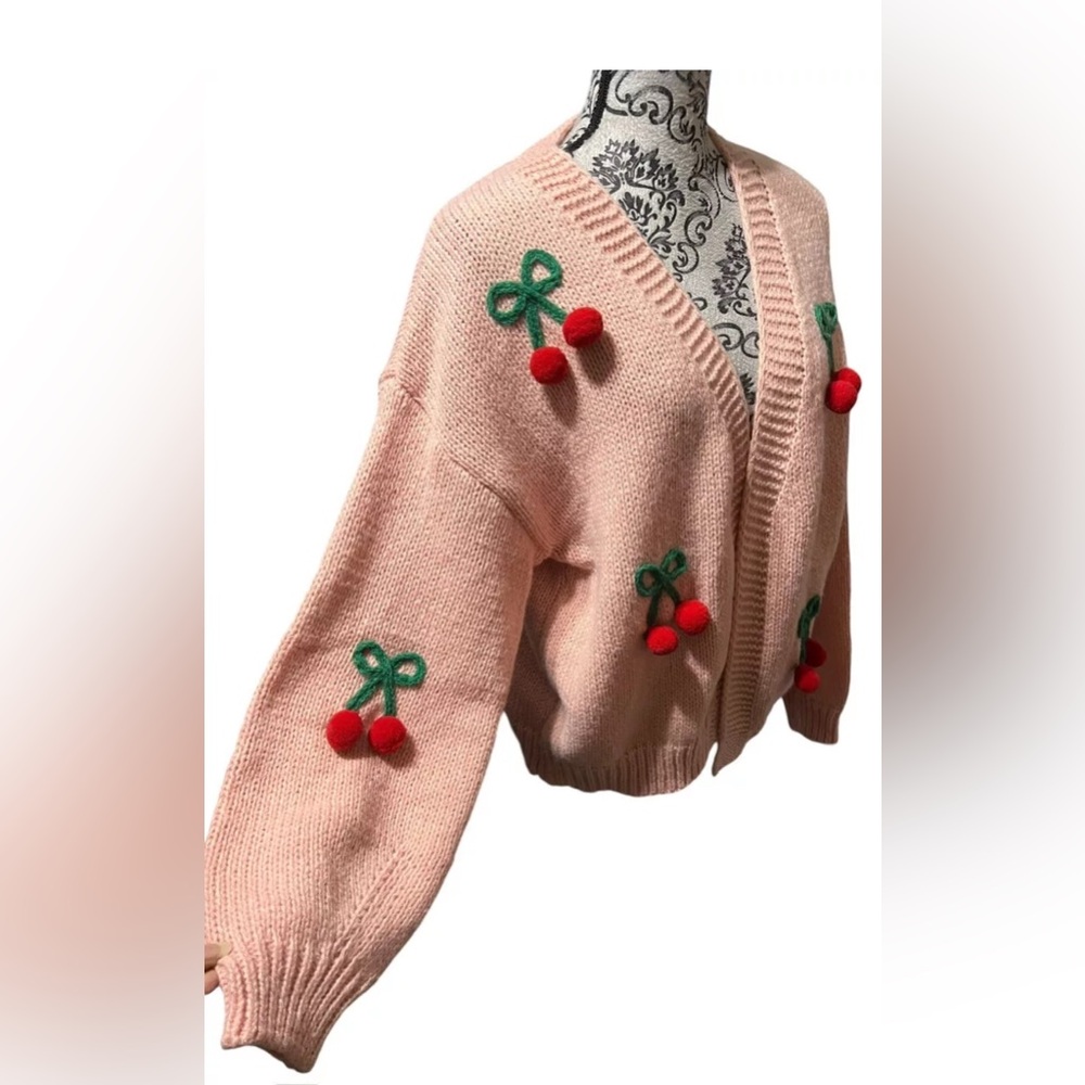 NWT! Luna Ivy 3D Cherry Peach Pink Cardigan Sweater slightly oversized small